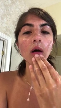 School Omegle Girl Wet Pussy