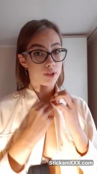 Fanny Stickam masturbates on her wooden table