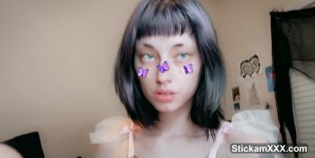 Stickam CUMMING IN A CHANGING ROOM