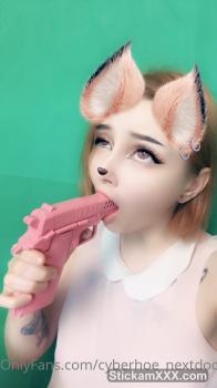 Erotic Stickam Nude Girl Is Shaving