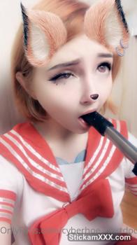 Stickam Kapree giving pleasure to herself