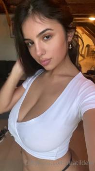 Do you want your Omegle Porn thot to have the ability to strip this fast?