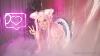 Omegle 18 girl cosplays a horny DVA that loves showing her TikTok pussy