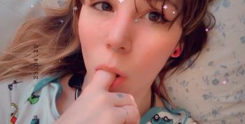 Even the blind can see that this nip slip on Kitty Live was intentional