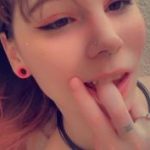 19 year old Omegle girl masturbates in front of the cam