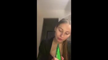 Omegle american fucking herself with a cucumber