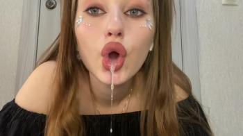 Stepdad fucks a Omegle nude girl in the ass