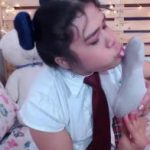 OnlyFans nude slut Eva shows off her pussy without panties