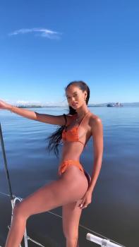 Small Omegle teen mastrubate in the Shower