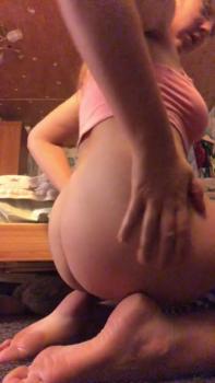 Omegle girl shows her beautiful tits