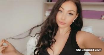 Omegle Haarige Pussy wird von Dildo verfuert