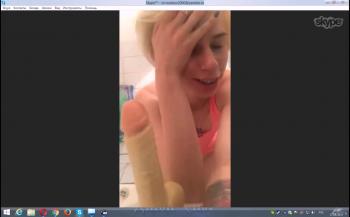 COLOMBIAN OMEGLE TEEN USES HER NEW FUCK MACHINE