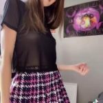 Omegle Sandy fingers deep inside her pussy