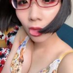 Just a Lil Stickam booty shake