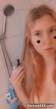 Russian OnlyFans babe shows off her sexy