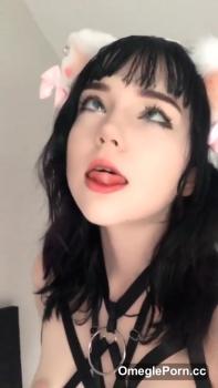 Chick Blows Me - Stickam Videos