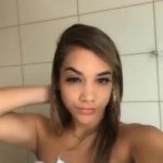 Omegle schoolgirls pleasure their pussies